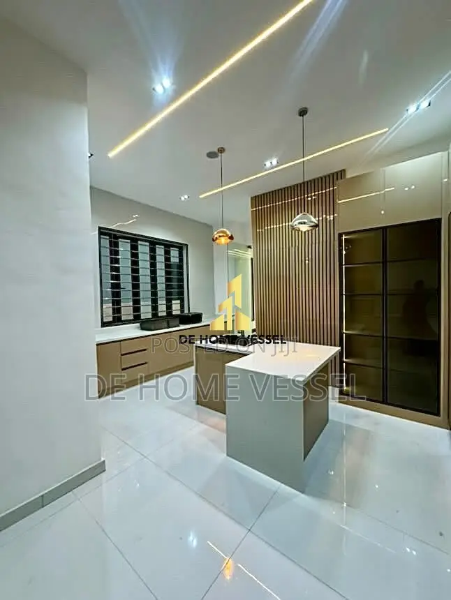 5bdrm Duplex in Ajah for sale in Ajah