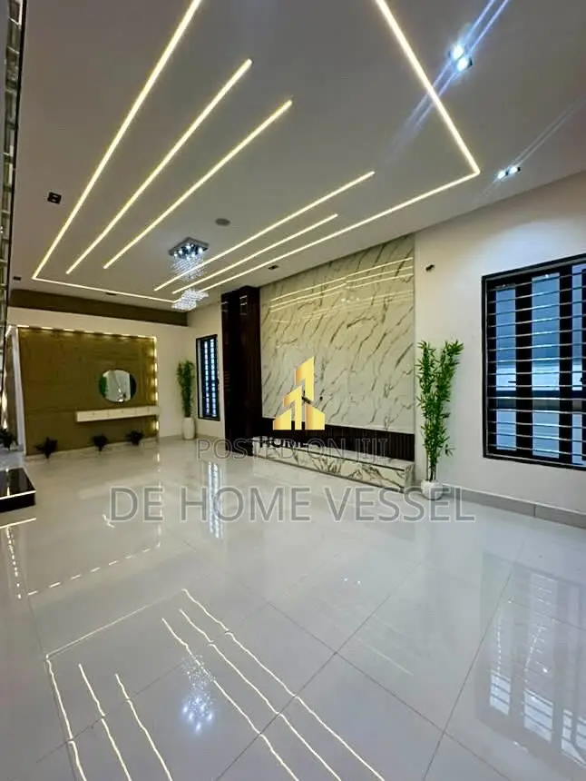 5bdrm Duplex in Ajah for sale in Ajah