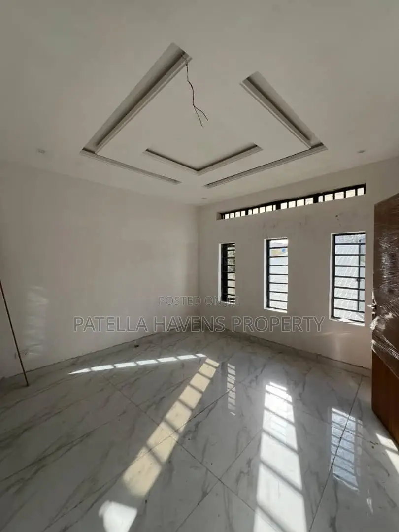 5bdrm Duplex in Ikoyi for sale in Ikoyi