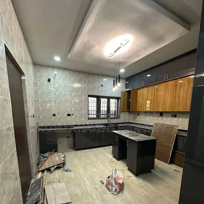 4bdrm Duplex in Jahi for sale in Jahi
