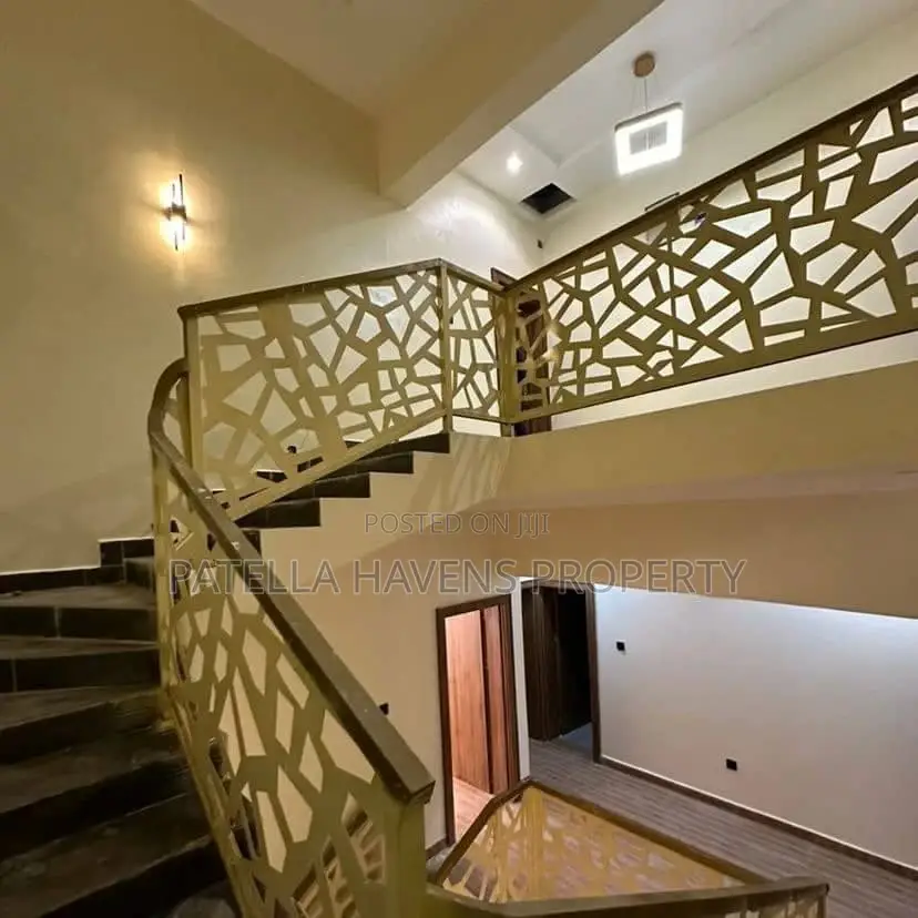 4bdrm Duplex in Jahi for sale in Jahi