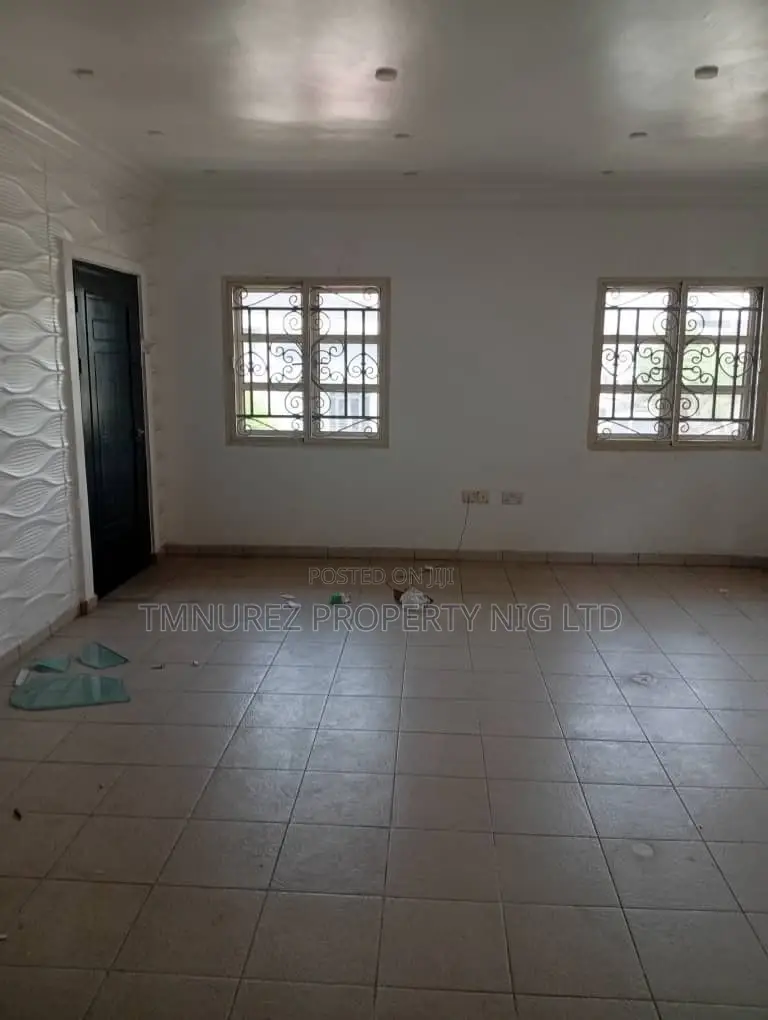 6bdrm Duplex in Bisola Durotimi, Lekki Phase 1 for rent in Lekki Phase 1