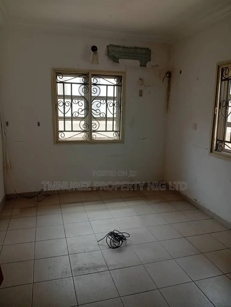 6bdrm Duplex in Bisola Durotimi, Lekki Phase 1 for rent in Lekki Phase 1