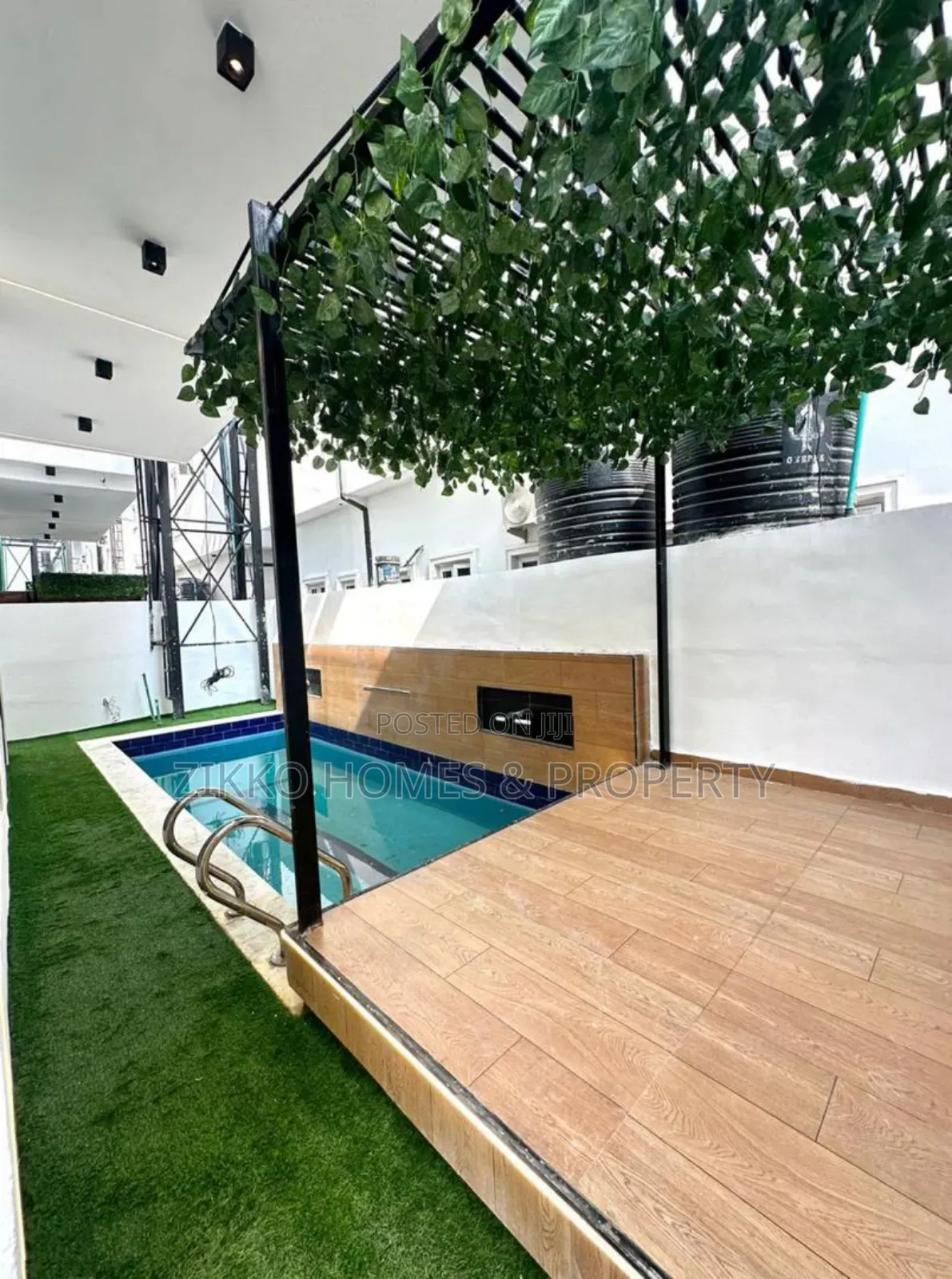 5bdrm Duplex in Chevron Alternative for sale in Chevron
