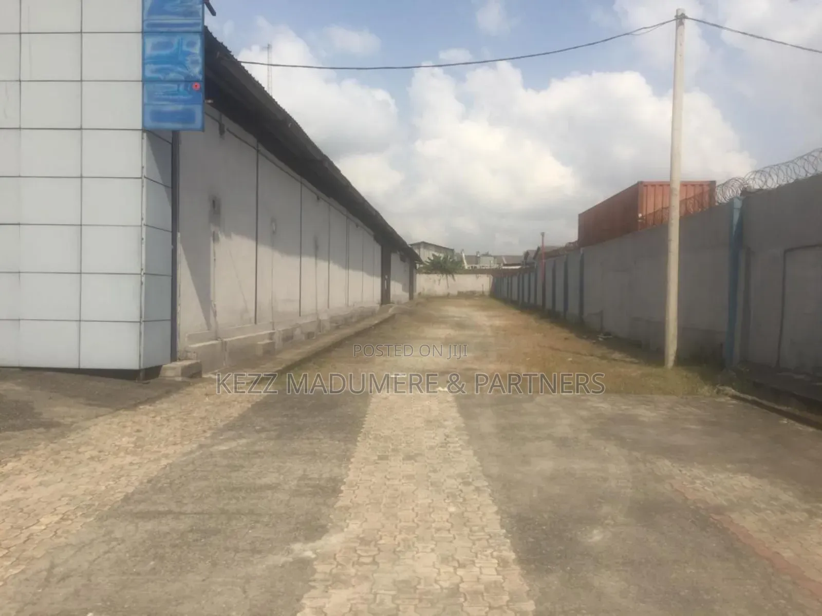 For Leasing: 1000 SQMTS Warehouse at Trans Amadi, Ph in Trans Amadi