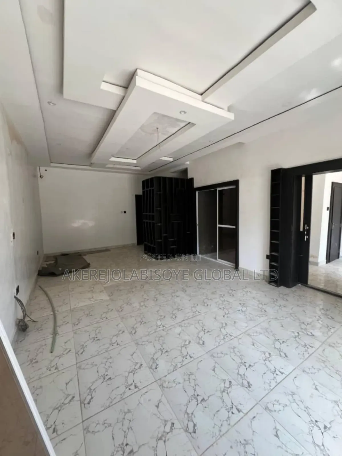 4bdrm Townhouse/Terrace in In An Estate Karsana for sale in Gwarinpa