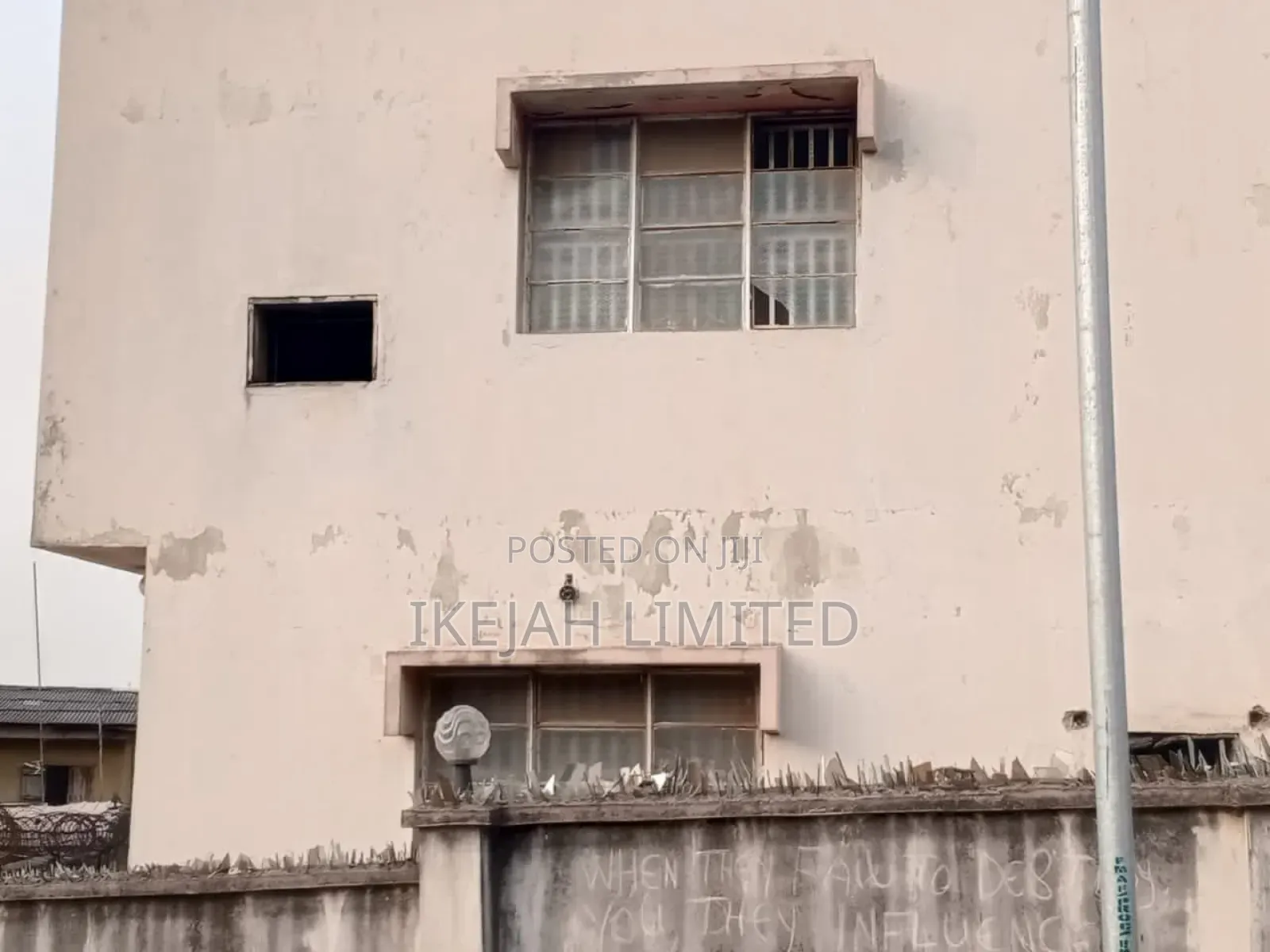 5bdrm Duplex in Ogba for sale in Ogba