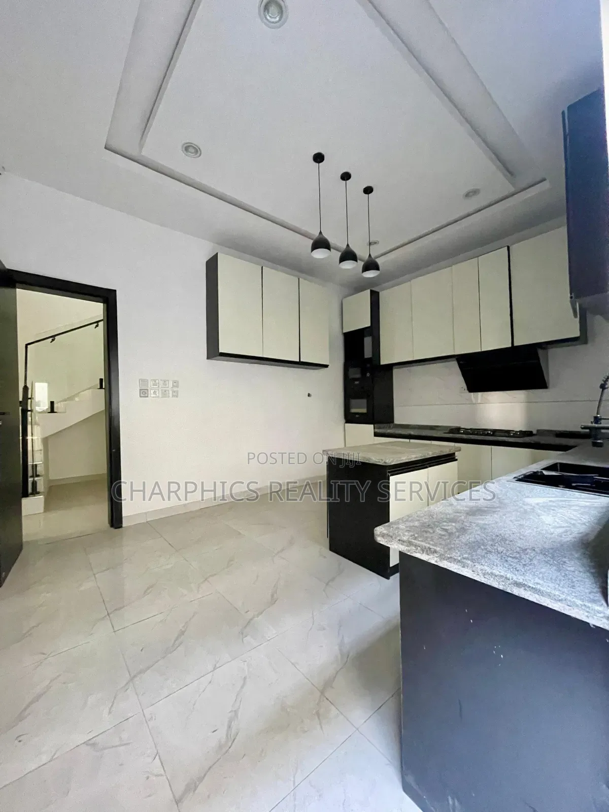 4bdrm Duplex in Lekki for sale in Lekki