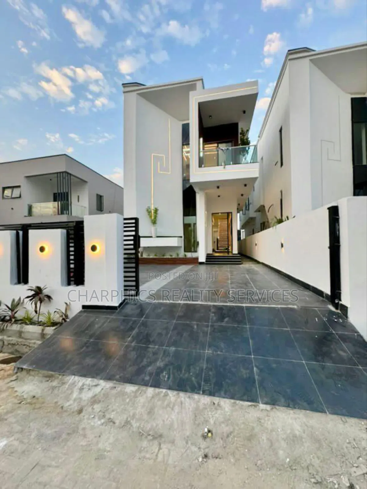 5bdrm Duplex in Ajah for sale in Ajah