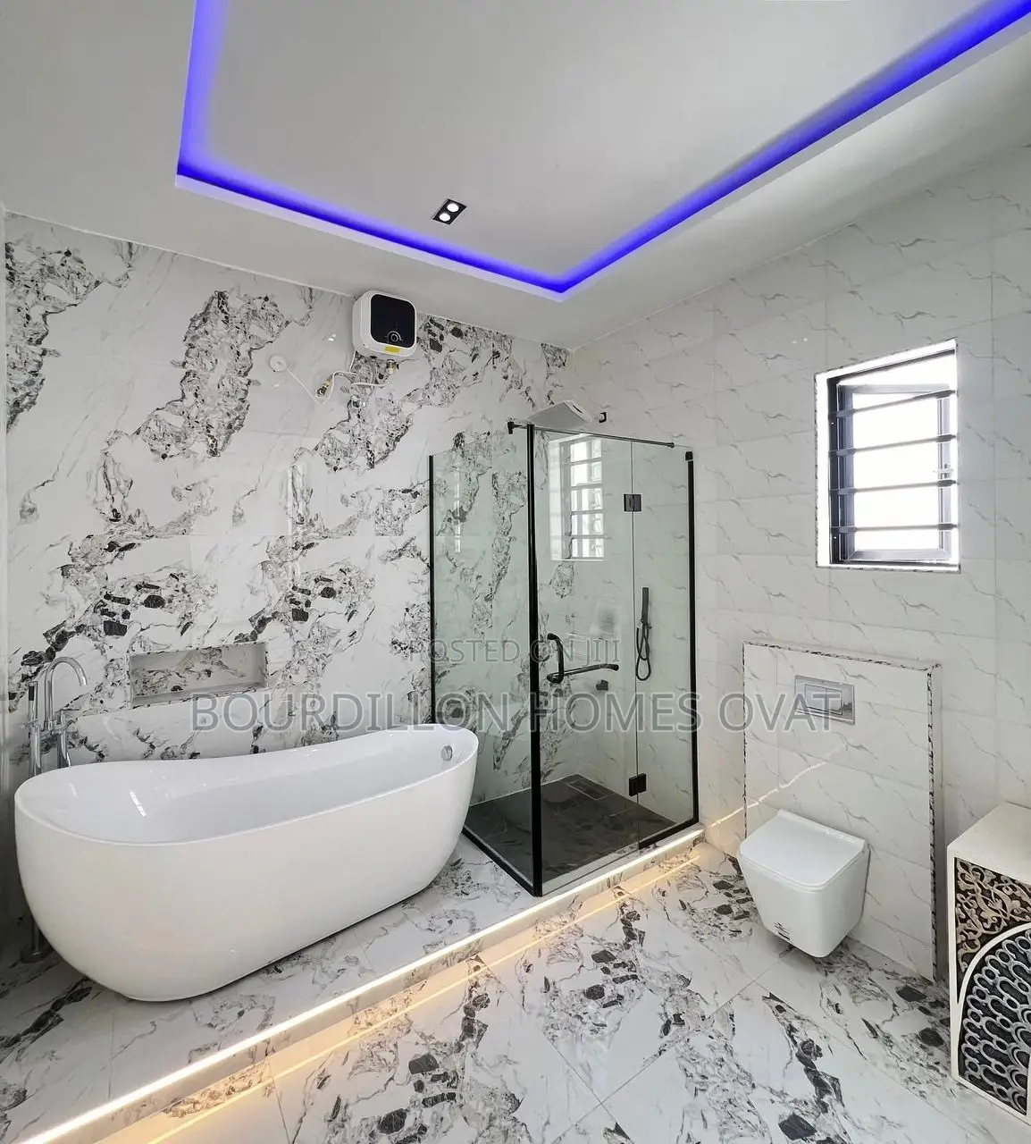 5bdrm Duplex in Ikate for sale in Ikate