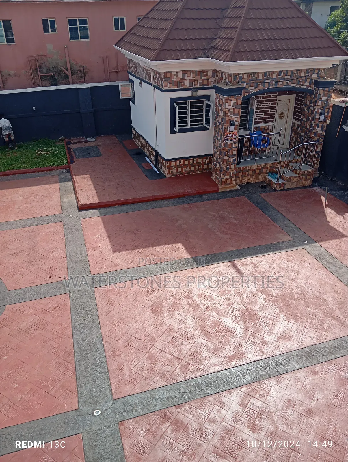3bdrm Block of Flats in Asaba, Oshimili South for rent in Oshimili South