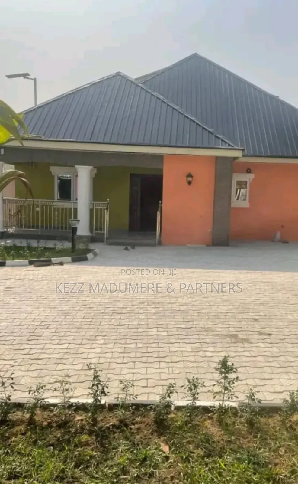 4bdrm Bungalow in Inside A Gated for sale in Port-Harcourt