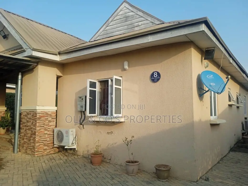 3bdrm Bungalow in Von Garden City, Lugbe District for rent in Lugbe District