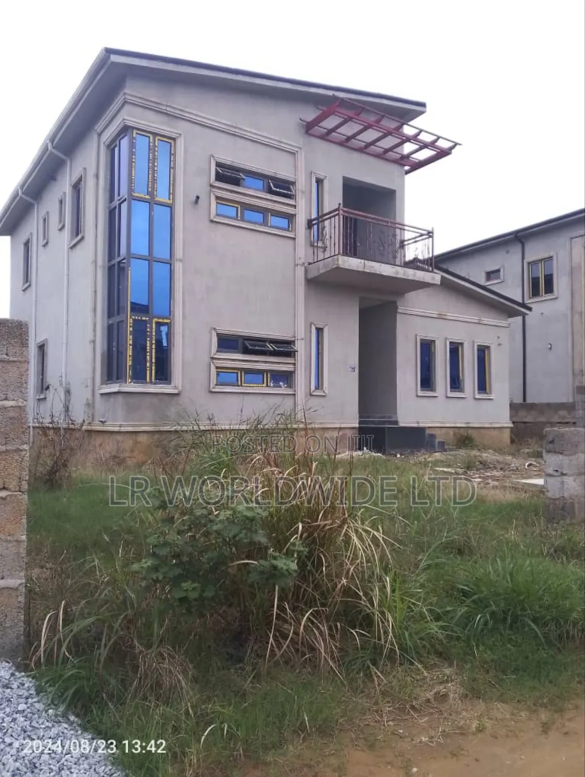 4bdrm Duplex in Mshel, Lugbe District for sale in Lugbe District