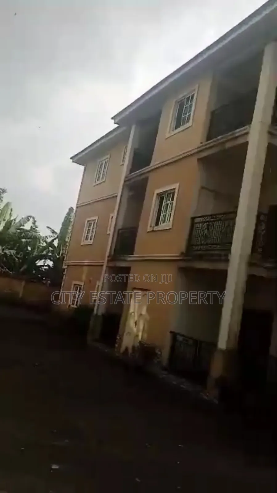 Furnished 20bdrm Block of Flats in Gas Estate, Port-Harcourt for sale in Port-Harcourt
