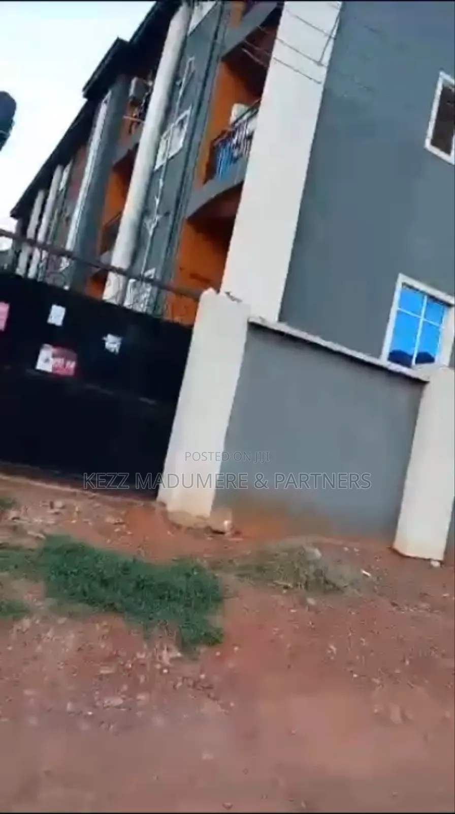 For Sale: 30 Rooms Hostel,At Off Lomalinda Est, Enugu State in Enugu