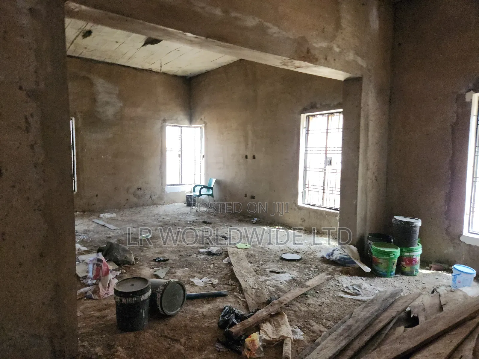 5bdrm Duplex in Lugbe District for sale in Lugbe District