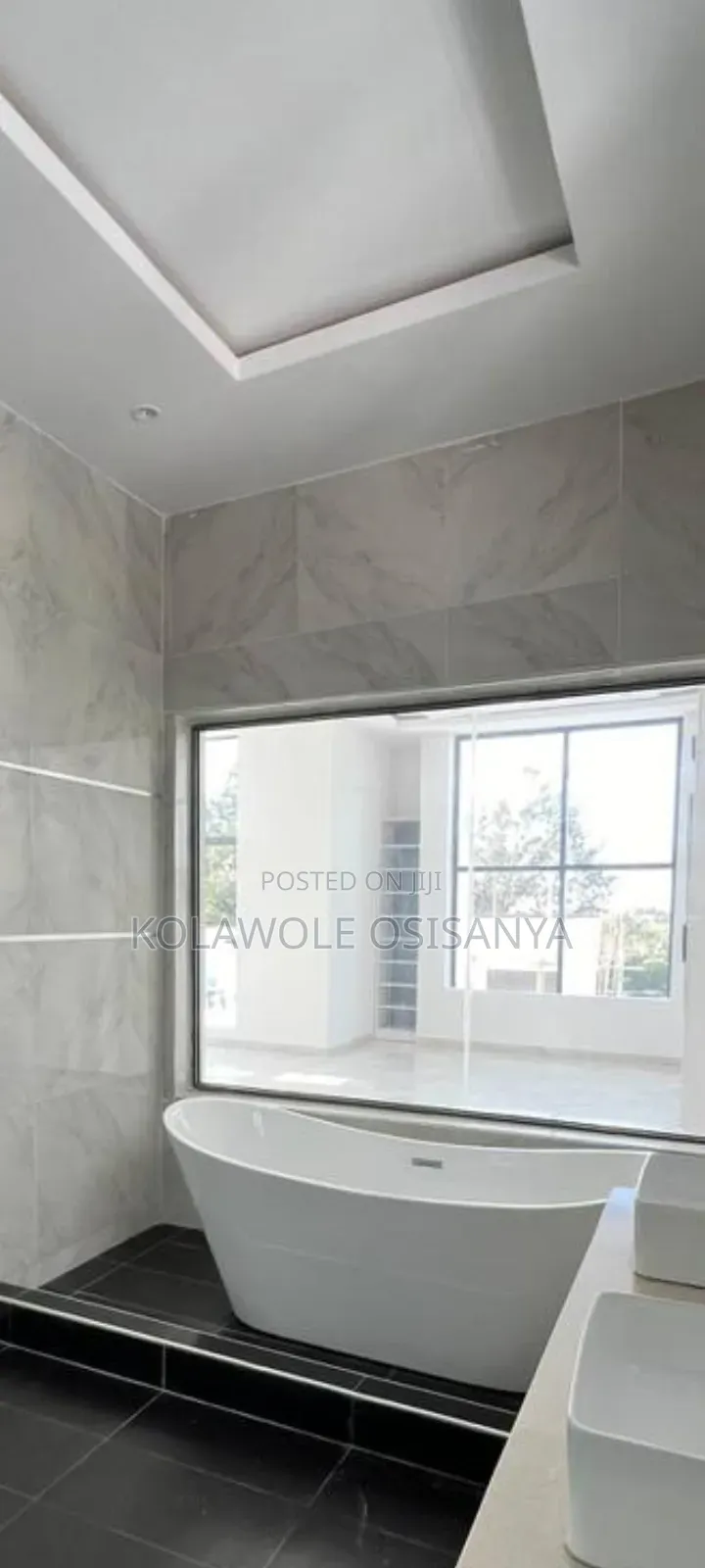 5bdrm Duplex in Ikota for sale in Ikota