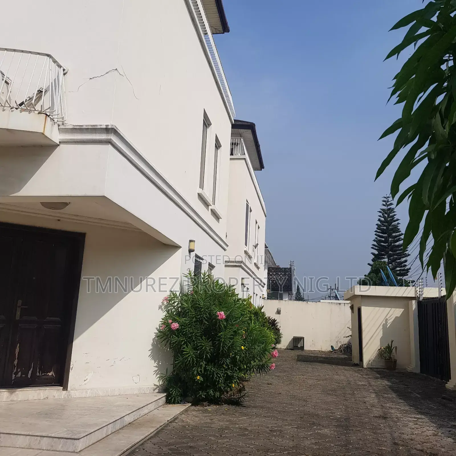 20bdrm Duplex in Fola Osinbo, Lekki Phase 1 for rent in Lekki Phase 1
