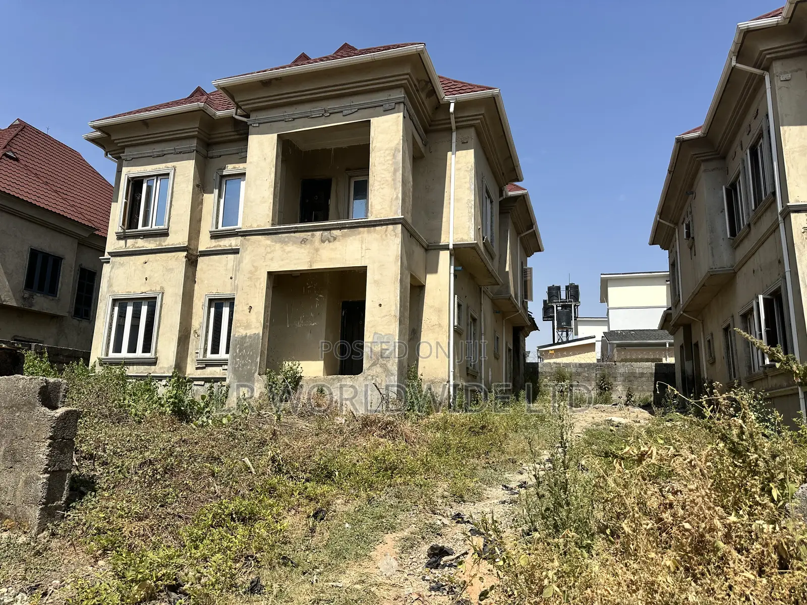 4bdrm Duplex in Lugbe District for sale in Lugbe District