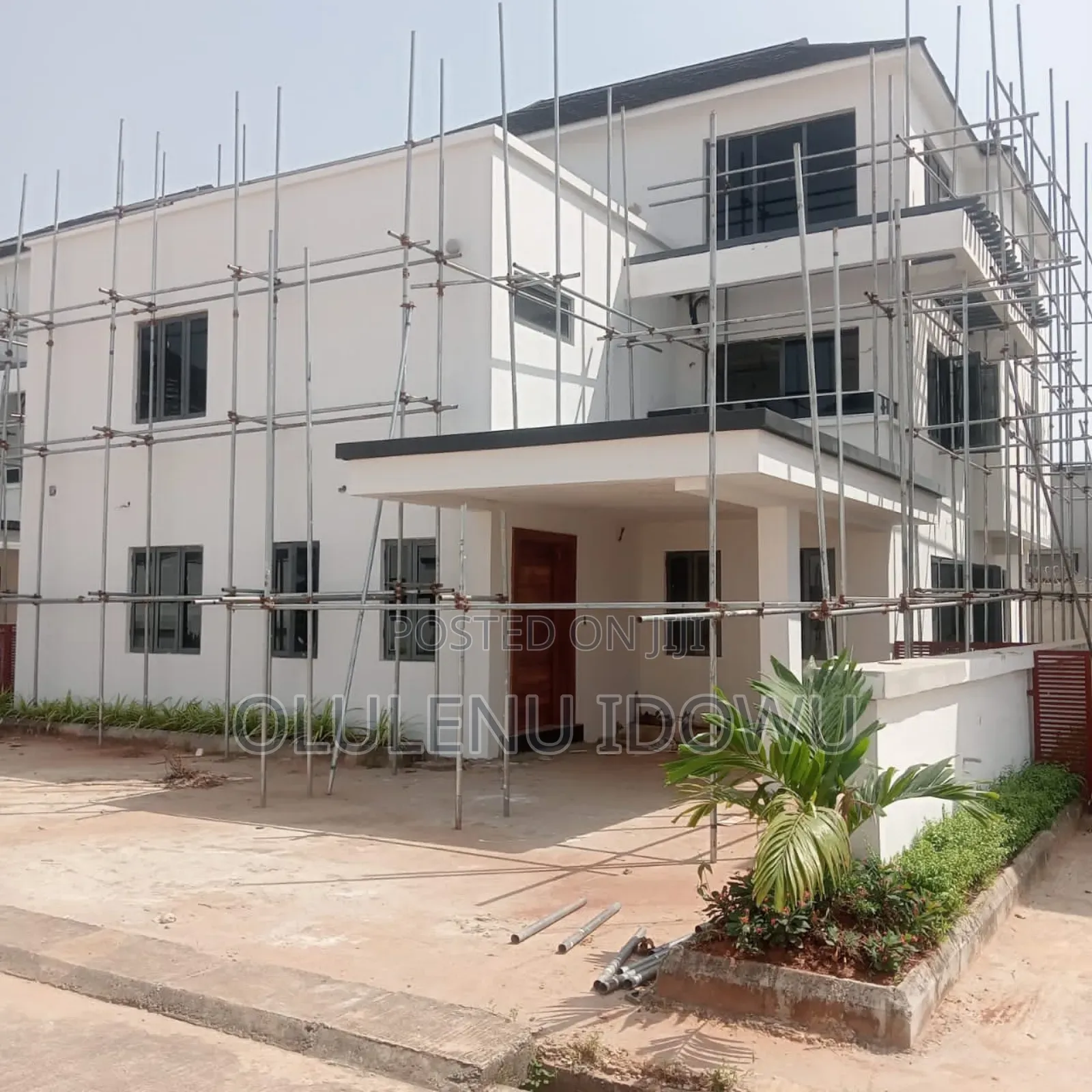 Furnished 6bdrm Duplex in Alimosho for sale in Alimosho