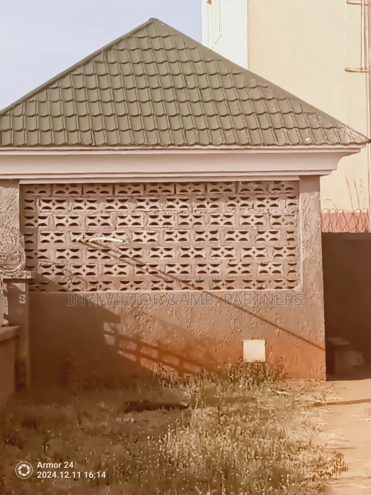 3bdrm Block of Flats in Clean, Kaura for sale in Kaura
