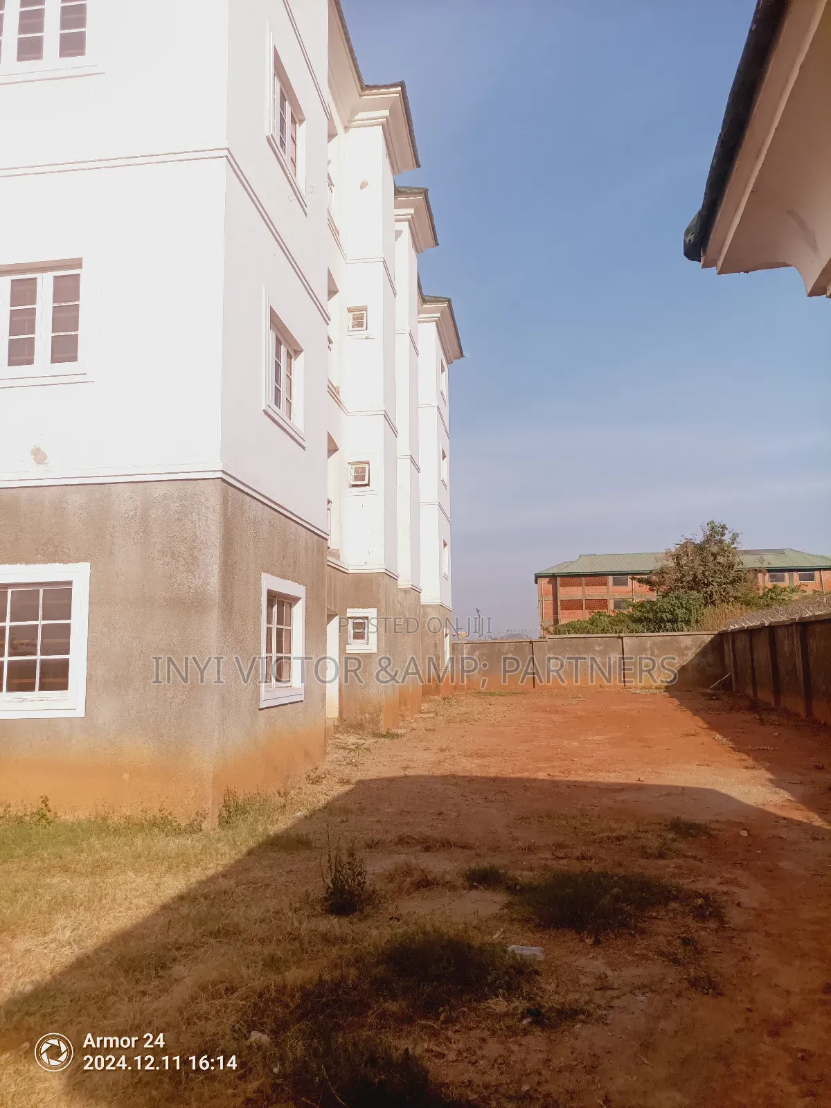 3bdrm Block of Flats in Clean, Kaura for sale in Kaura