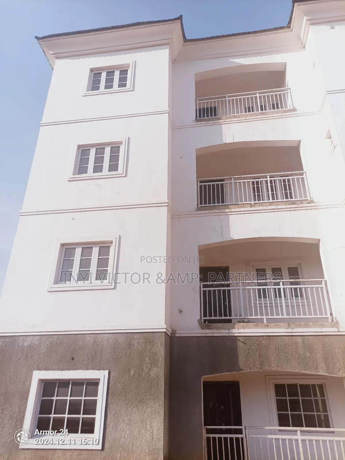 3bdrm Block of Flats in Clean, Kaura for sale in Kaura