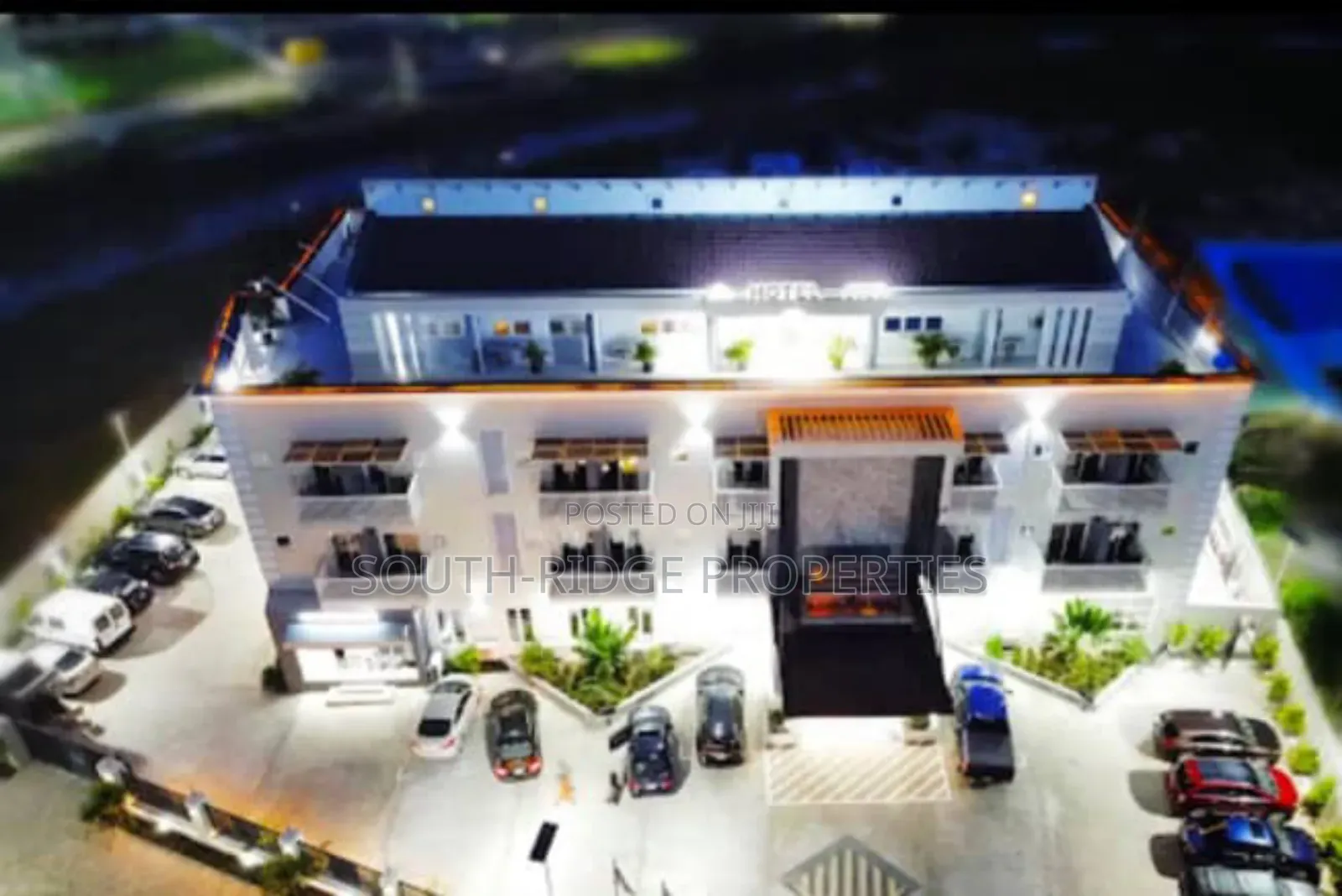 Fully Functioning Luxury 4-Star Hotel in Wuye