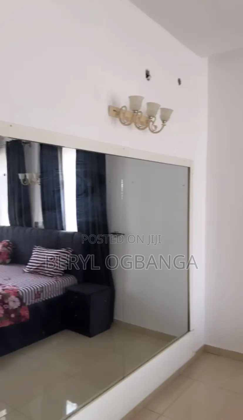 Monthly Shared Apartment Per Month or Per Week in Lekki