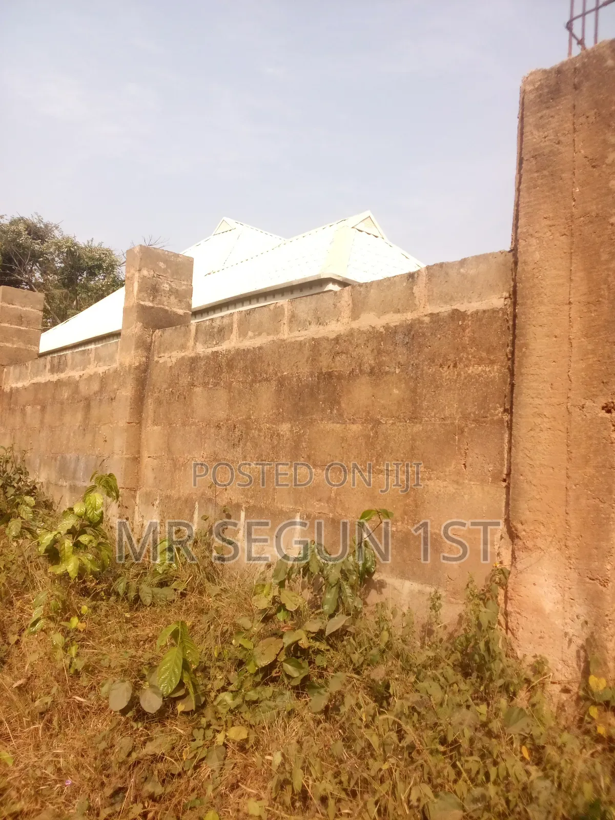 6bdrm Bungalow in Ado Residential, Akala Express for sale in Akala Express