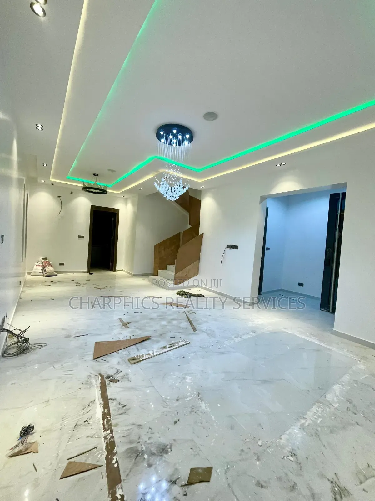 5bdrm Duplex in Ikate for sale in Ikate