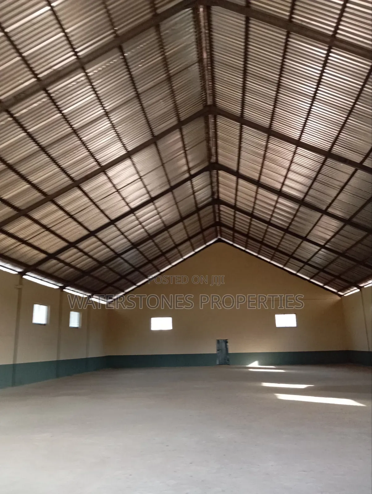 Warehouse to Let in Asaba in Oshimili South