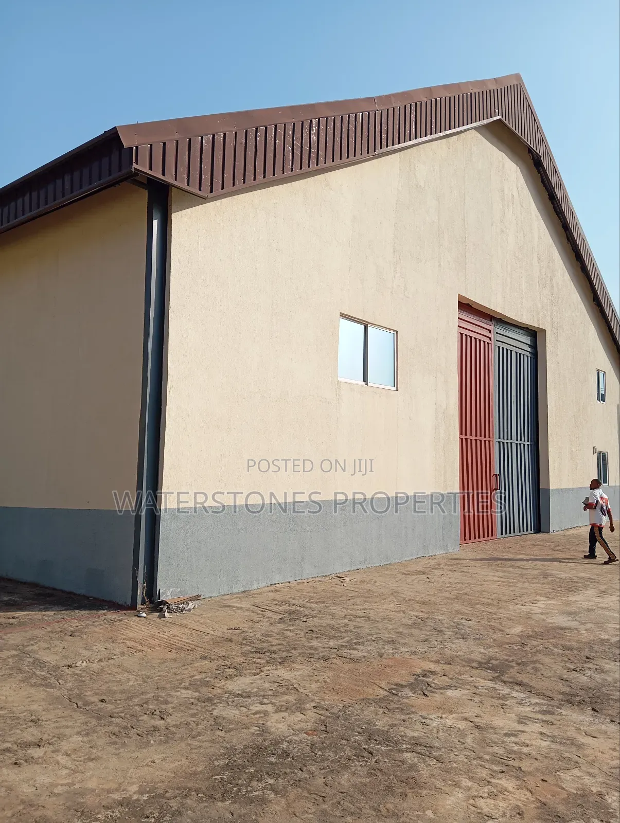 Warehouse to Let in Asaba in Oshimili South