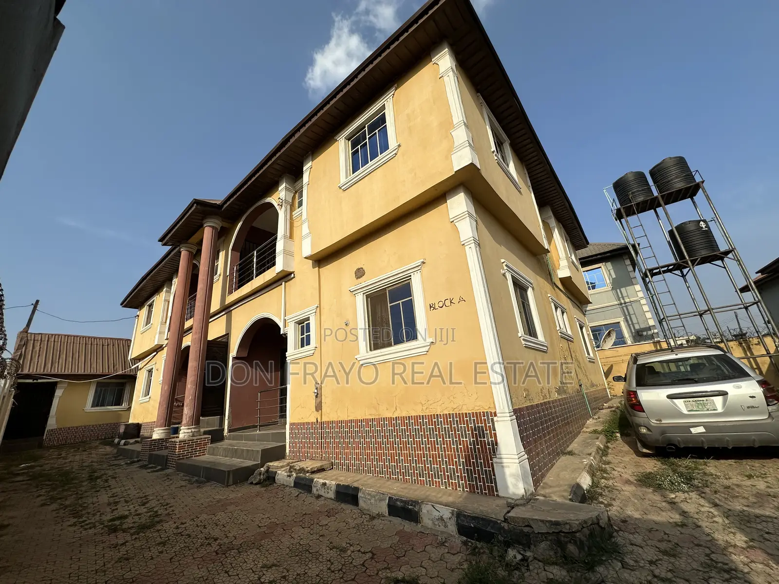 15bdrm Block of Flats in Harmony Estate, Ologuneru for sale in Ologuneru
