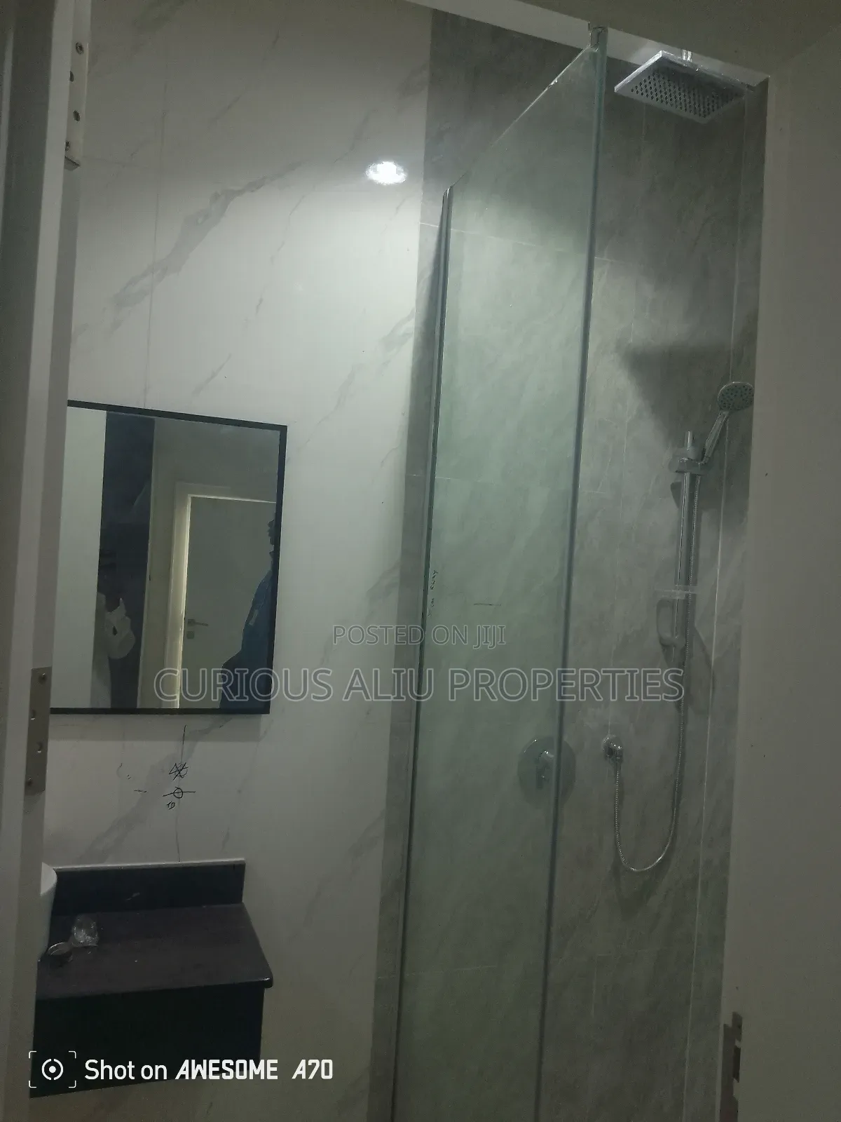 2bdrm Block of Flats in Block Of Flat, Life Camp for rent in Life Camp