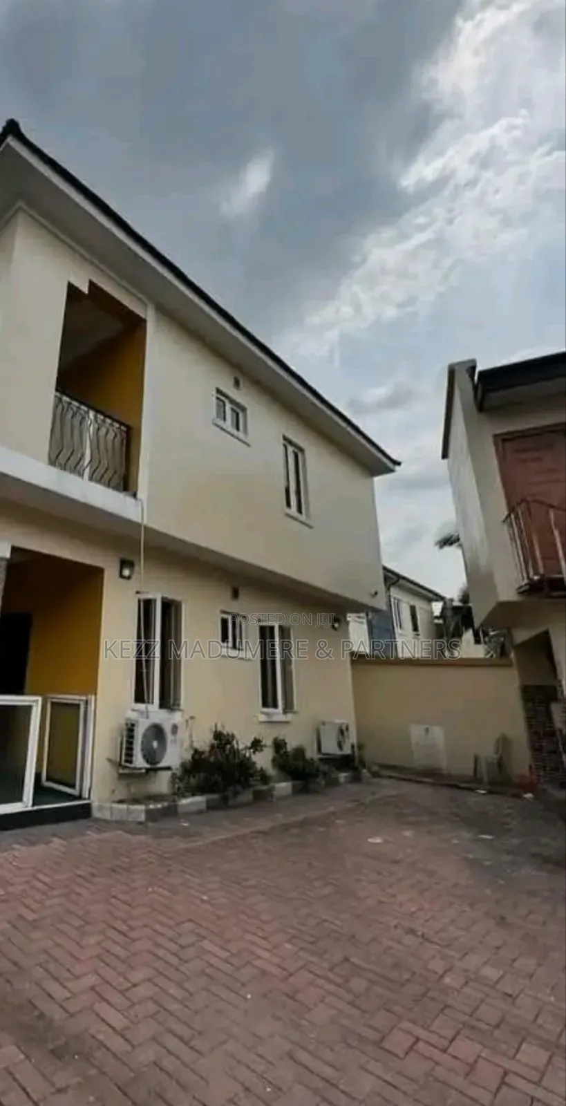 4bdrm Duplex in Rumuibekwe Estate, for sale in Port-Harcourt