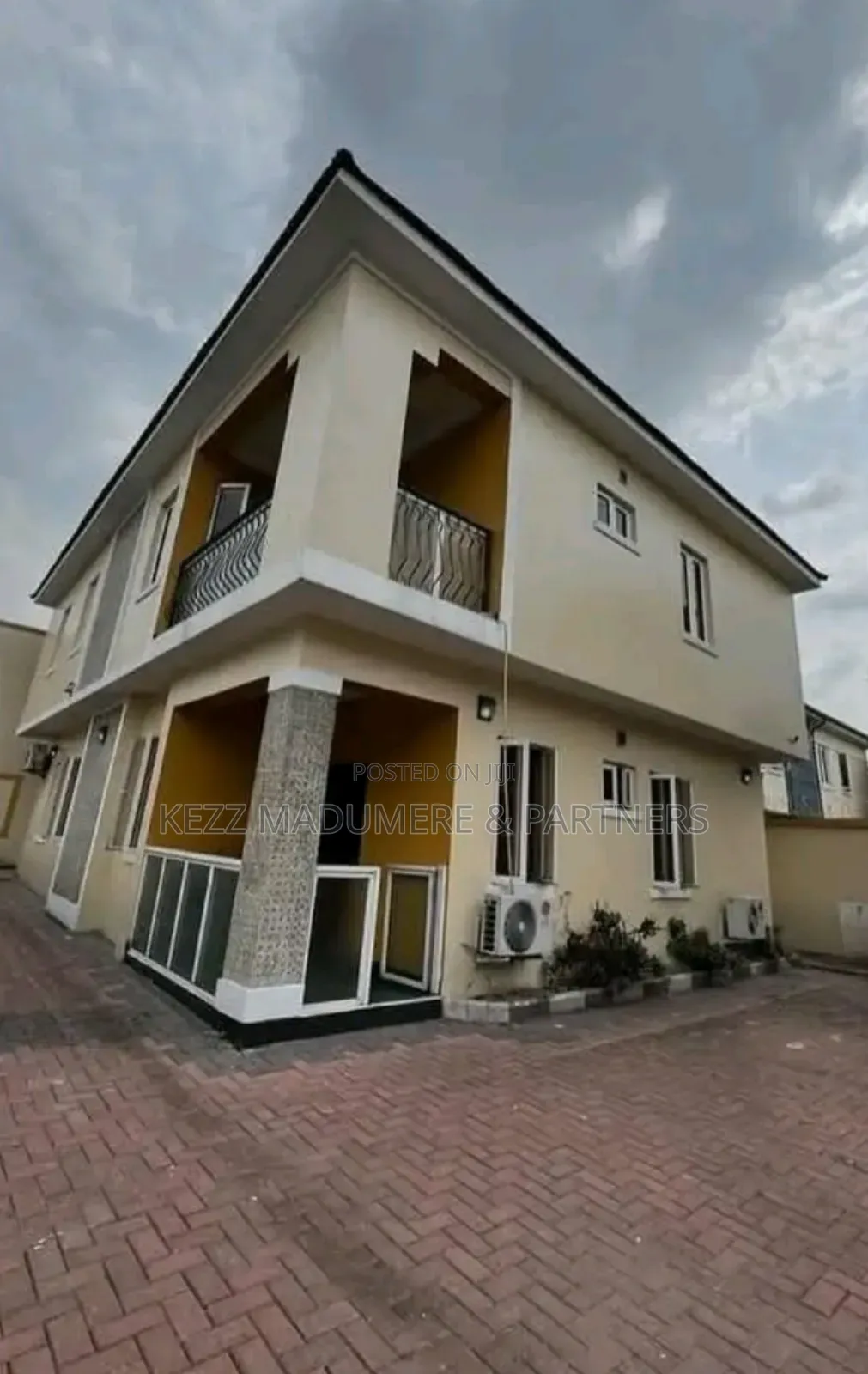 4bdrm Duplex in Rumuibekwe Estate, for sale in Port-Harcourt