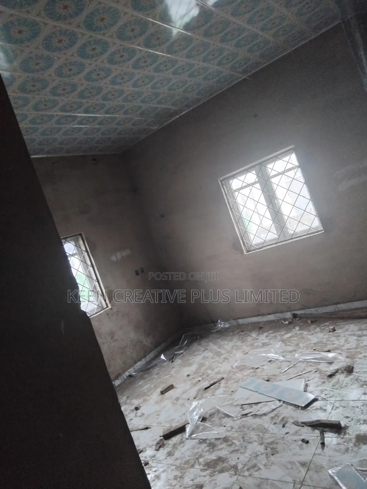 3bdrm Bungalow In T-pumpy Estate Lugbe, For Sale in Lugbe District