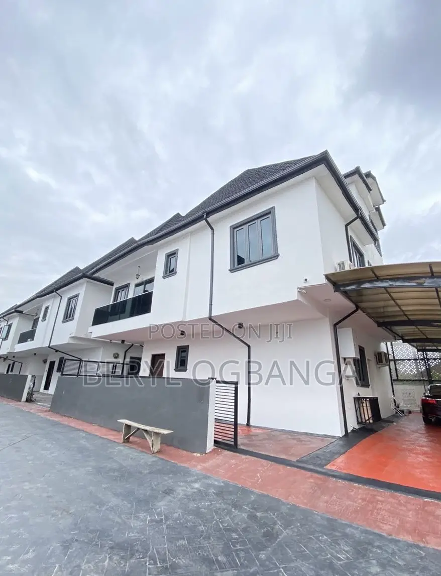 5bdrm Duplex in Osborne Foreshore Estate for sale in Osborne Foreshore Estate