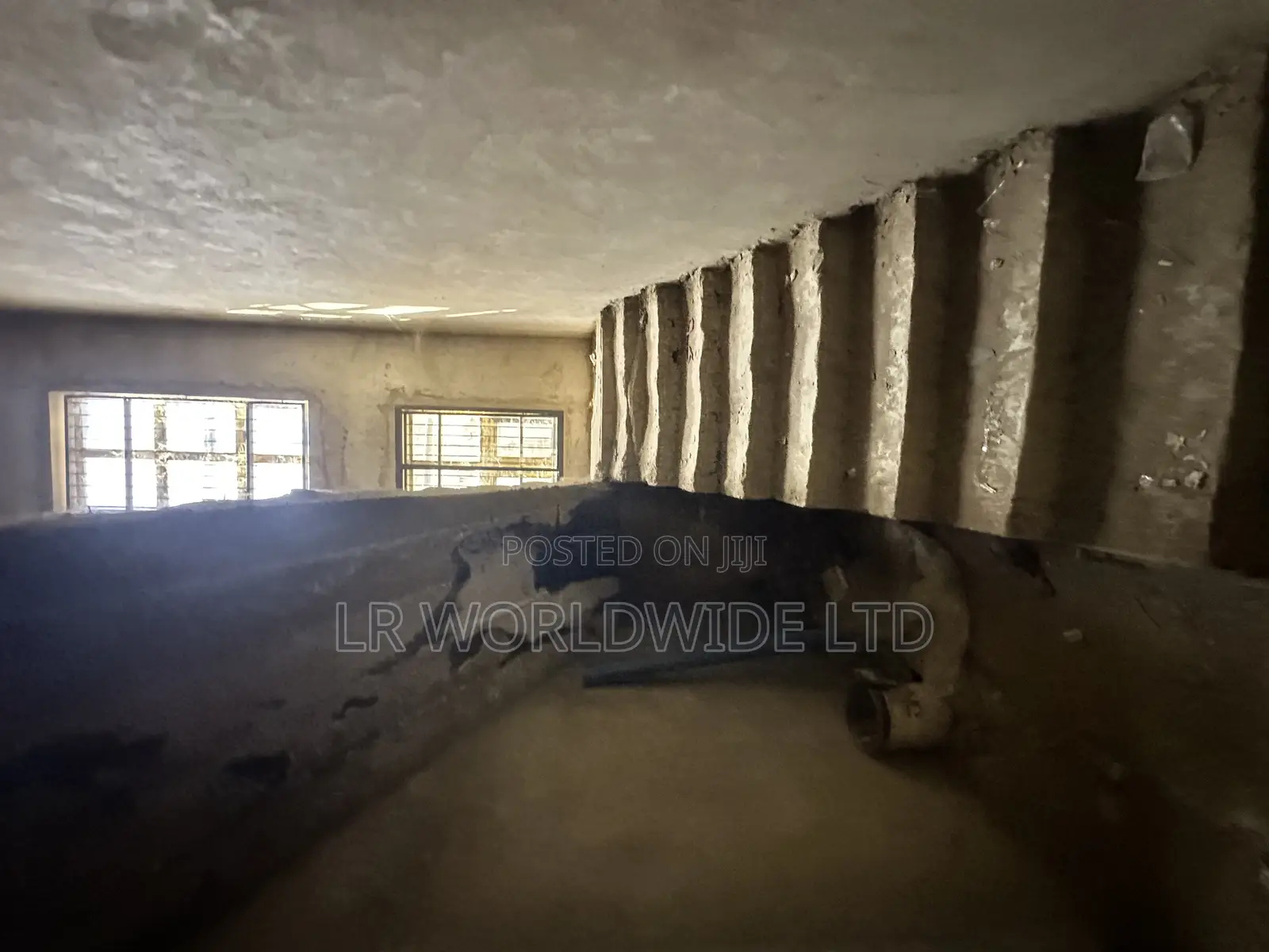 5bdrm Duplex in Lugbe District for sale in Lugbe District