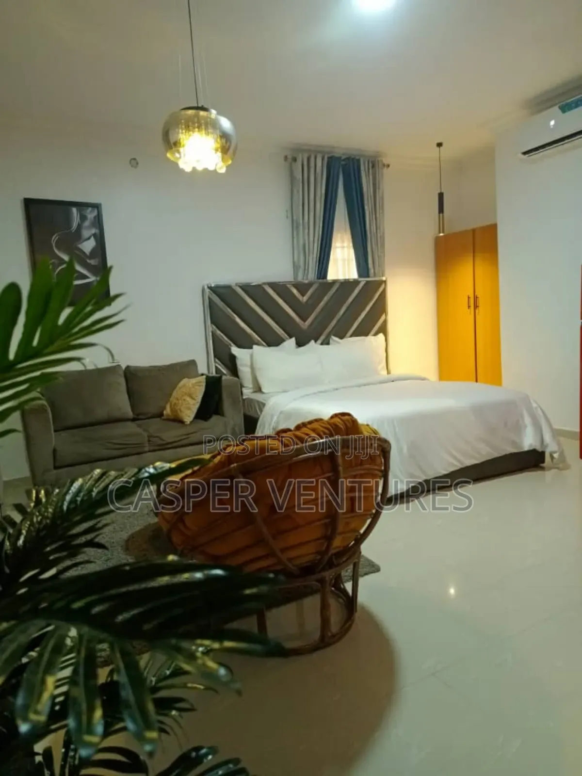 Golden Studio Shortlet in Lekki Phase 1