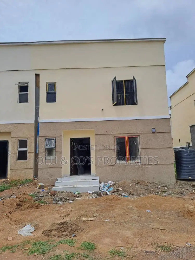 4bdrm Duplex in Brains &Hammer, Life Camp for sale in Life Camp