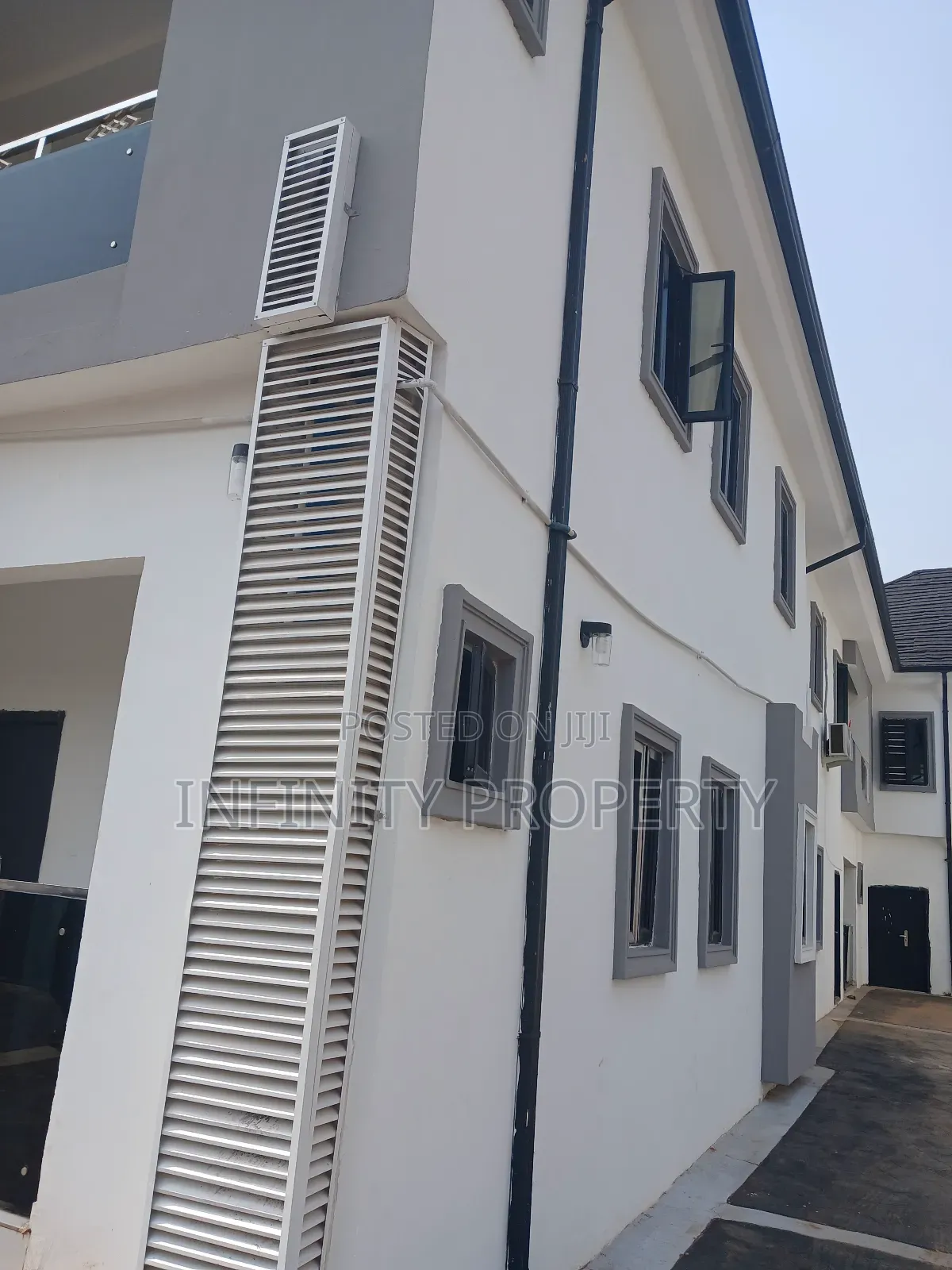 3bdrm Block of Flats in Ekae, Benin City for sale in Benin City