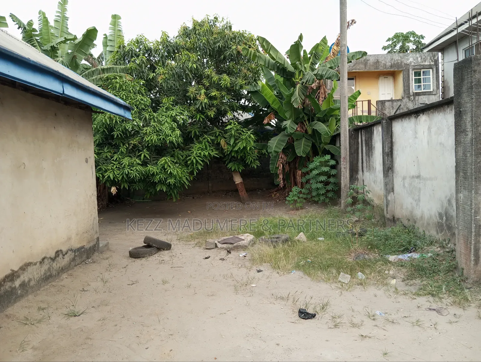 For Sale: Land With Self Contain ,Off Rd 1, Freedom Est, Ph in Port-Harcourt