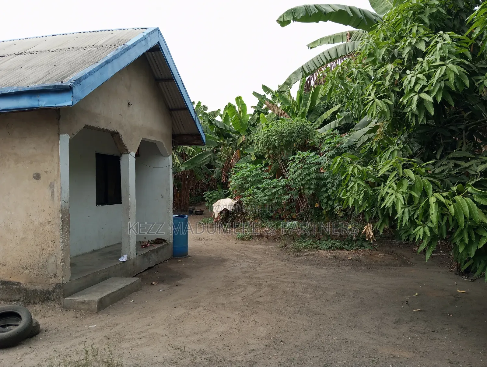 For Sale: Land With Self Contain ,Off Rd 1, Freedom Est, Ph in Port-Harcourt