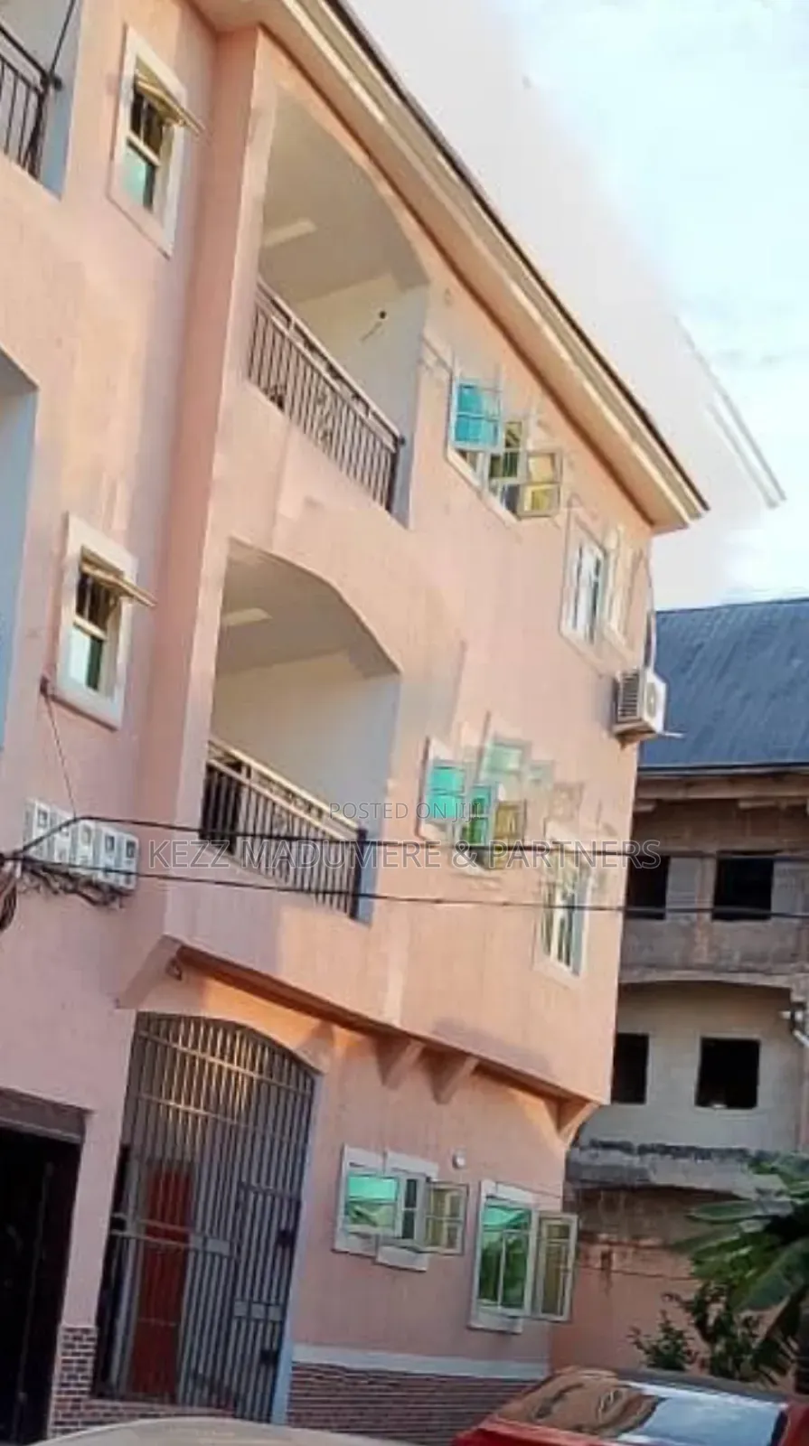 6bdrm Block of Flats in Tanker Park , New for sale in Enugu