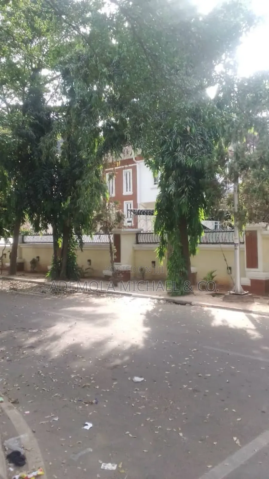 5bdrm Duplex in 5 Bedroom Fully, Zone 2 / Wuse for sale in Zone 2 / Wuse