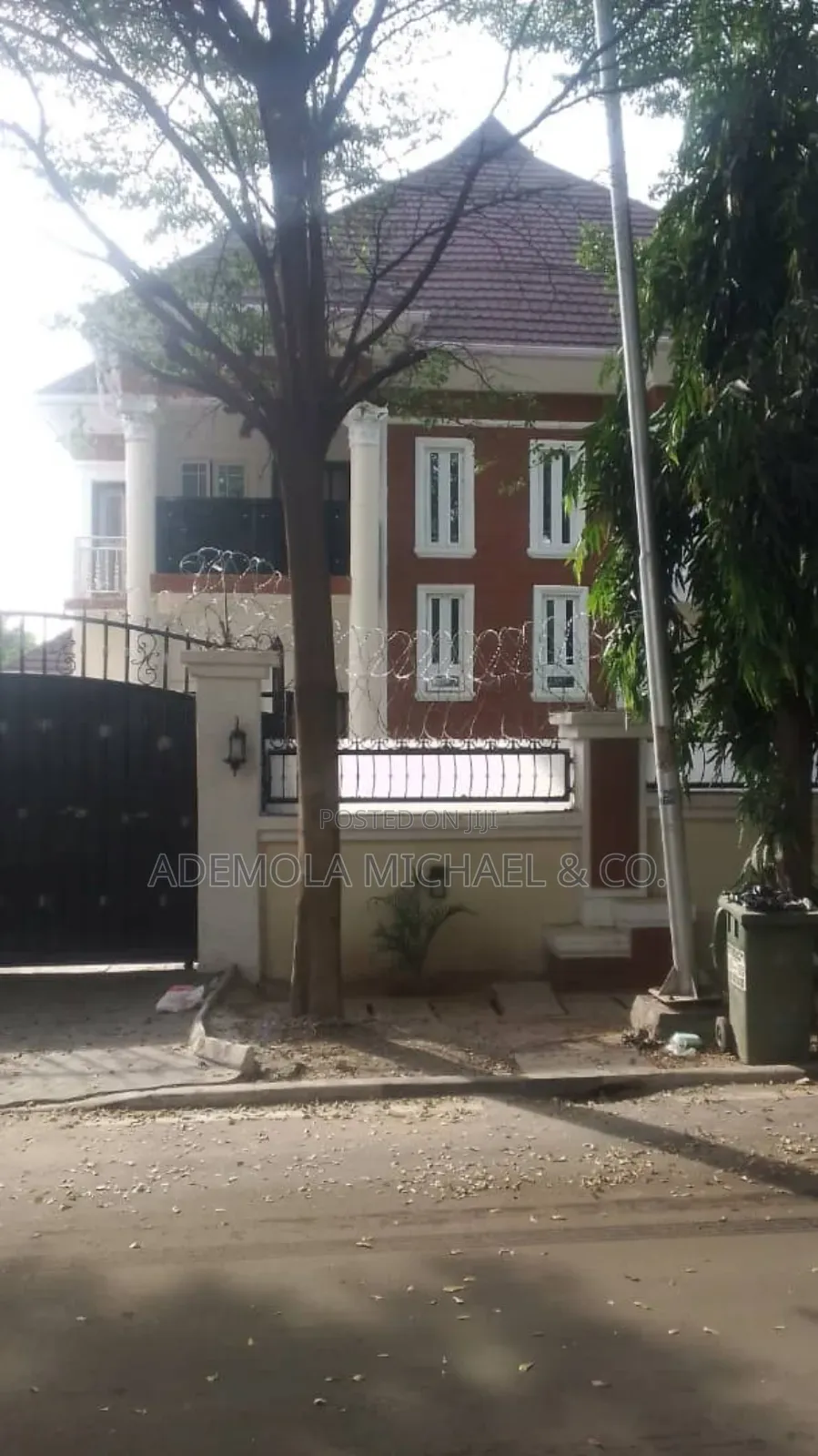 5bdrm Duplex in 5 Bedroom Fully, Zone 2 / Wuse for sale in Zone 2 / Wuse