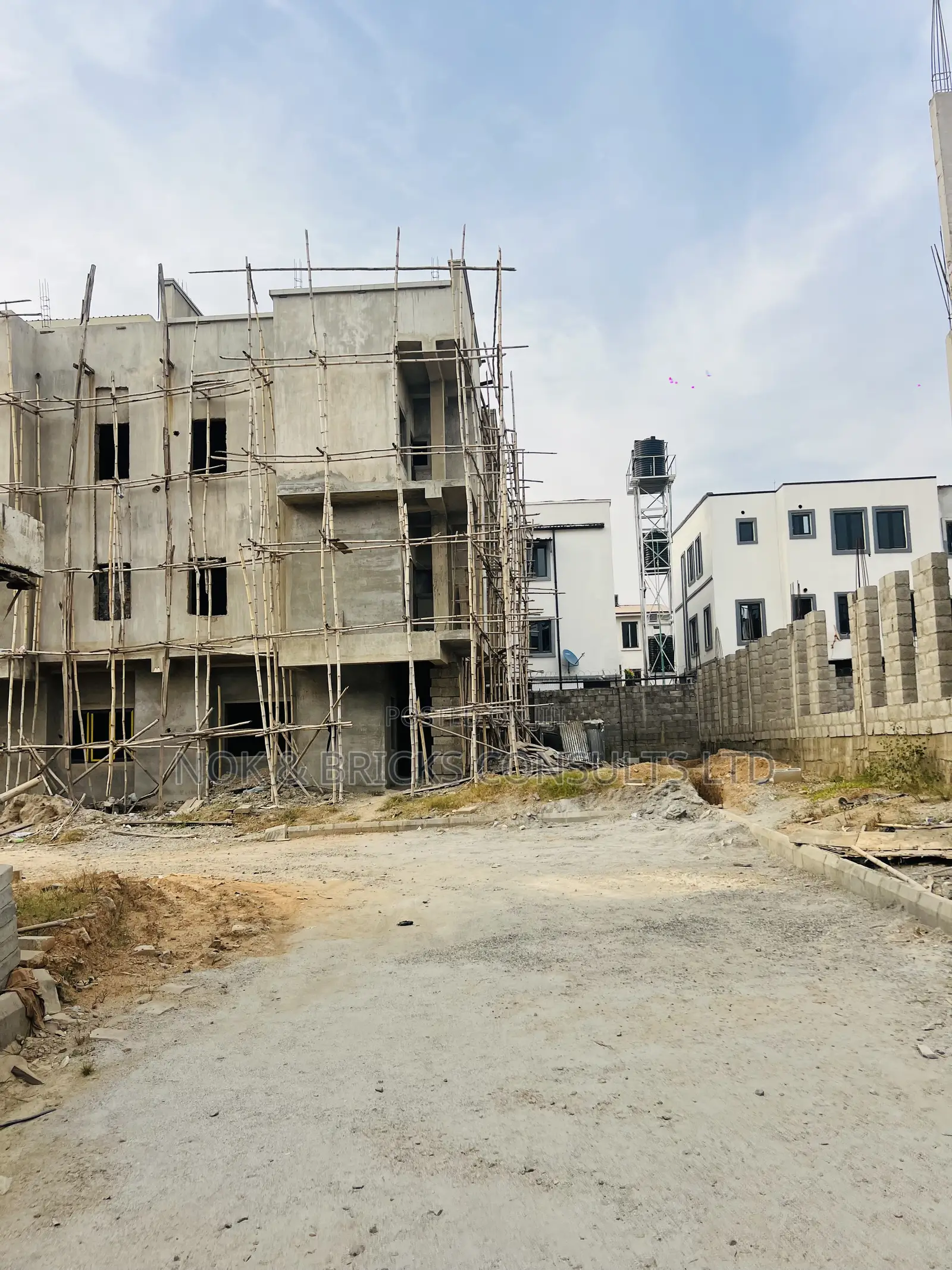 5bdrm Duplex in Cvc, Wuye for sale in Wuye